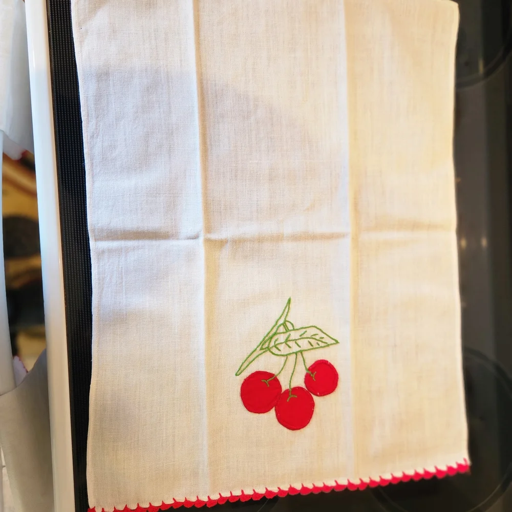 Cherry‎ Embroidered Kitchen Towels